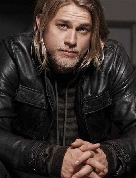 Charlie Hunnam Long hair, short hair, no hair....my future Husband is sexy! Sons Of Anarchy ...