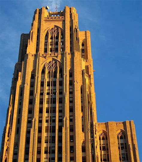 Top 8 Fantastic Facts about the Cathedral of Learning