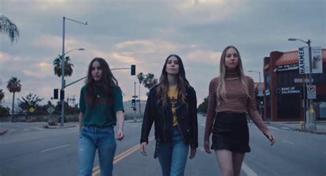 Νέο Video Clip | HAIM - Want You Back - SounDarts.gr