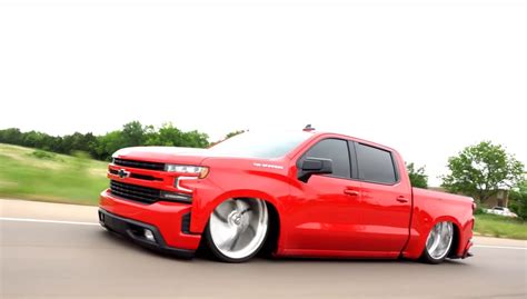 Slammed Chevy Silverado "Magic Carpet" Is Super-Low - autoevolution