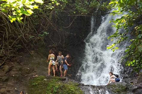 Waterfall Hiking tour