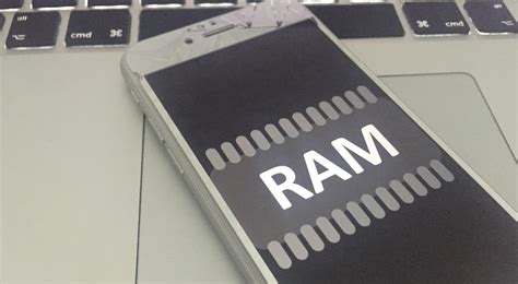 Free Up RAM Memory on iPhone - mobile software hardware