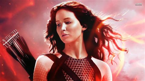 MTV: Los 27 Looks de Katniss Everdeen en "En Llamas" | Real or not real News