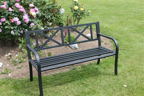 Soft cross steel park bench – Culcita