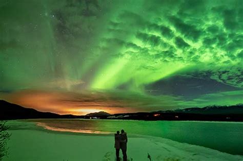 10 Awe-Inspiring Northern Lights CANADA Tours You Can Book Now - Aurora ...