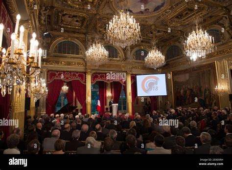 French President delivers his speech to launch the First World War ...