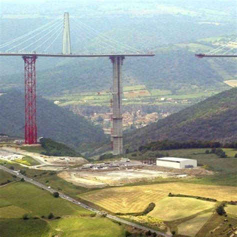 Viaduc de Millau construction » Voyage - Carte - Plan