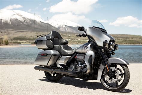 2019 Harley-Davidson CVO Limited Guide • Total Motorcycle