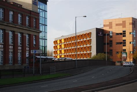 Premier Inn, Bury © N Chadwick cc-by-sa/2.0 :: Geograph Britain and Ireland