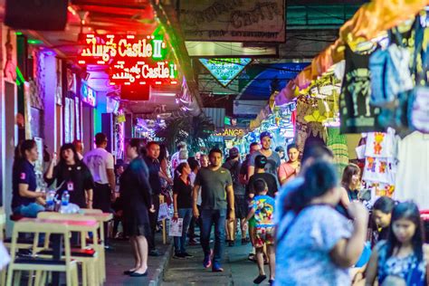 Best Night Market In Bangkok - Shopping Under the Moon: 7 Night Markets Around Bangkok ...