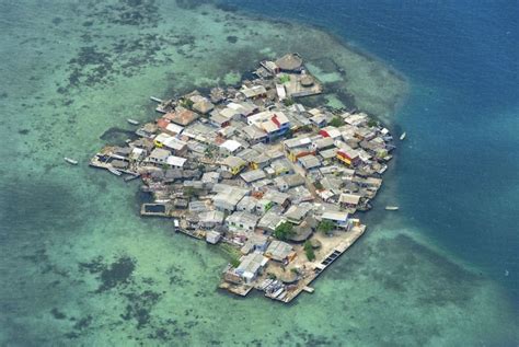 Uniknya Pulau Padat Santa Cruz Del Islote di Kolombia | Republika Online