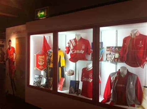 Photolog: Opening night of the new Liverpool FC Museum at Anfield ...