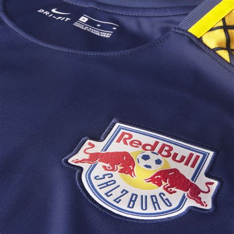 Red Bull Salzburg 17/18 Nike Away Kit | 17/18 Kits | Football shirt blog