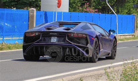 Lamborghini Aventador SV Roadster confirmed for August 14 debut | Carsfresh