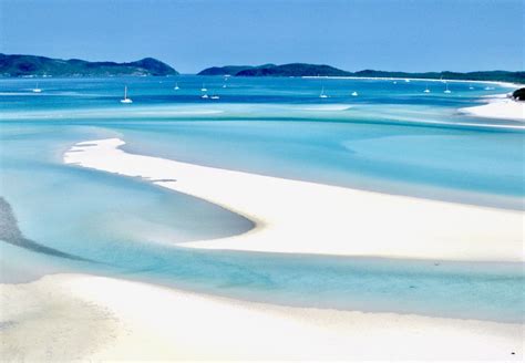 The white sands of Whitehaven Beach, Whitsunday Islands in Australia