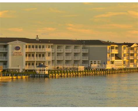 Deal: Comfort Suites Chincoteague Waterfront Escape | CertifiKID