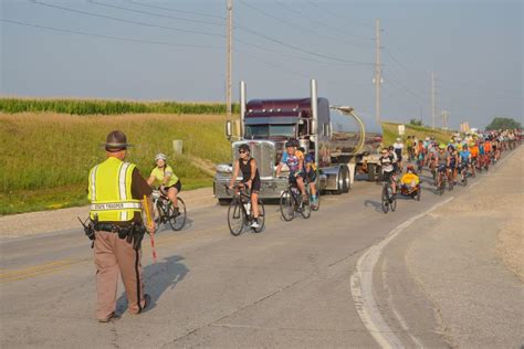 What's it like to be an Iowa State Trooper on RAGBRAI? We spend a ...