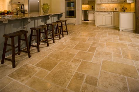 Versailles Pattern Kitchen Floor Travertine | Cozinhas, Casas novas, Casas