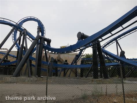 Batman The Ride at Six Flags Magic Mountain | Theme Park Archive