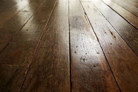 Complete Guide to Rustic Grade Hardwood Flooring