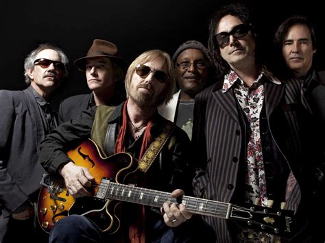 13 Facts About Tom Petty And The Heartbreakers - Facts.net