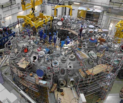 fusion reactor Archives - Universe Today