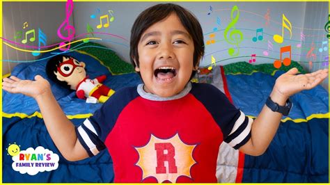 Ryan sings Ryan's Mystery Playdate Theme Song - YouTube