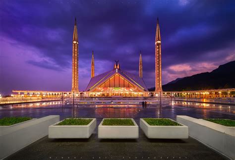 Faisal Mosque, Islamabad, Pakistan | By Minhaj Qazi [1800x1223] • /r/ArchitecturePorn | Islamic ...