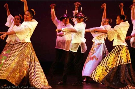 Carinosa folk dance history. History. 2022-11-05