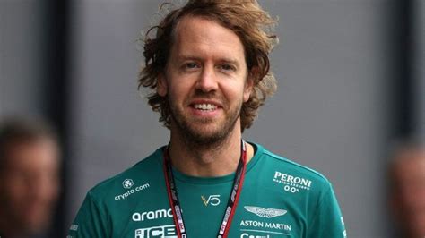 Sebastian Vettel assessora Aston Martin pel cotxe de la temporada 2023