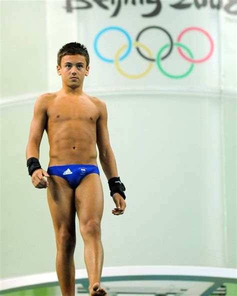 favori Dolar ıslak tom daley young yapıştırmak pembe kuşatma