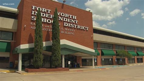 Fort Worth ISD board delays in-person learning by two weeks | wfaa.com