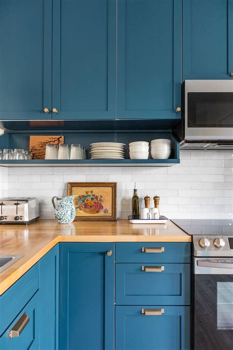 The 6 Best Kitchen Paint Color Trends We Love For 2022