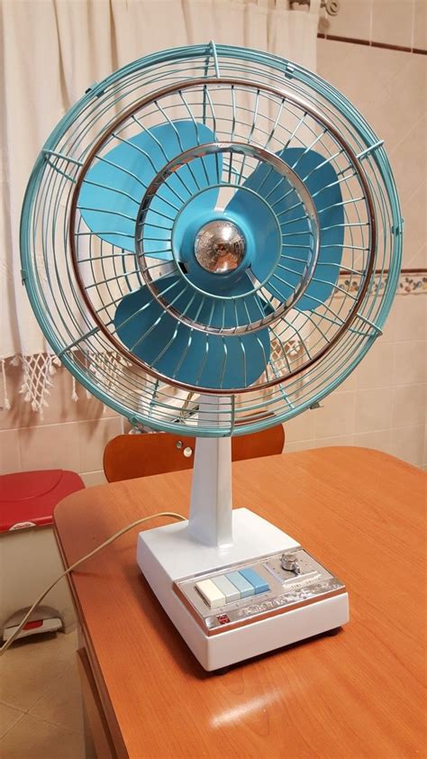 This is my vintage National fan, from 1964. 12" metal blades and body. Please visit teltras68 on ...