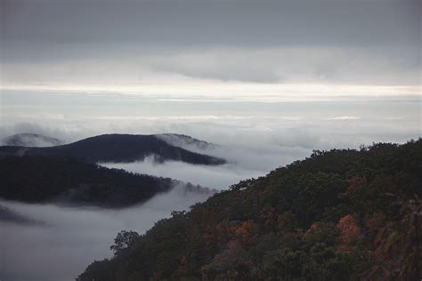 Fall in Shenandoah : r/photographs