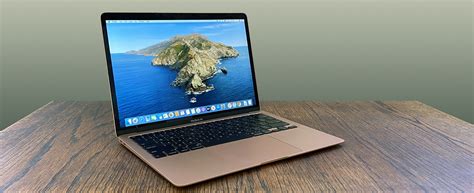 MacBook Air 2020 review. The best MacBook with Magic Keyboard