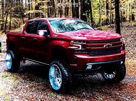 2019 Chevrolet Silverado 1500 with 26x14 -76 TIS 544C and 37/13.5R26 ...