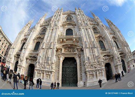 Milan, Italy - Piazza Duomo - Cathedral Editorial Image - Image of ...