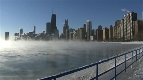 Steam rises off Lake Michigan in Chicago on 2nd day of record-breaking ...