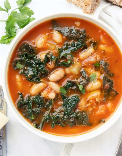 15+ HEALTHY WEIGHT LOSS SOUPS (UNDER 200 CALORIES) - The clever meal