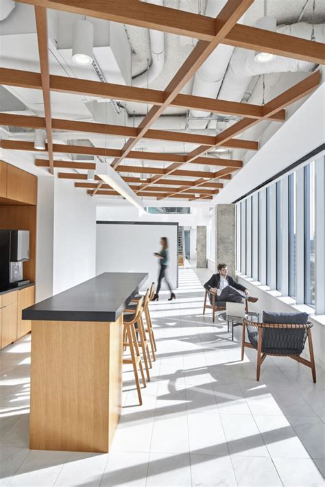 Interiors for a Virginia Tech Company's New Office Visually Interpret the Cloud - Metropolis