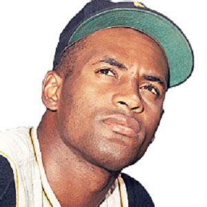 Roberto Clemente - Trivia, Family, Bio | Famous Birthdays