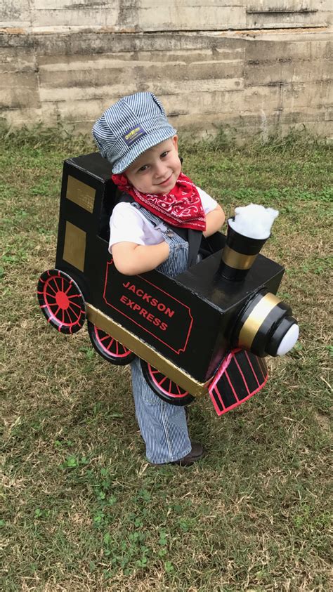 Cute DIY train costume made with a diaper box Book Day Costumes, Diy ...