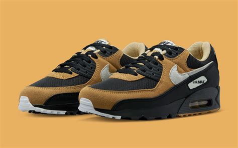 Official Images // Nike Air Max 90 "Elemental Gold" | HOUSE OF HEAT