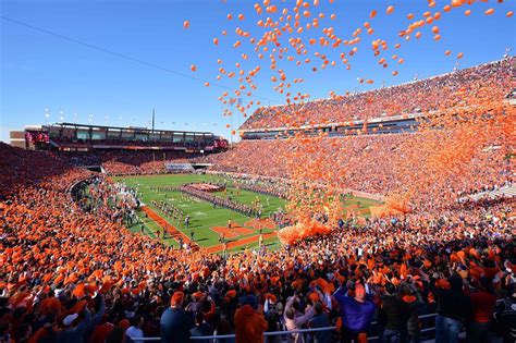 Clemson announces crowd capacity for football games