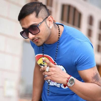 Yo Yo Honey Singh Wiki(Encyclopedia) : Honey Singh Biography