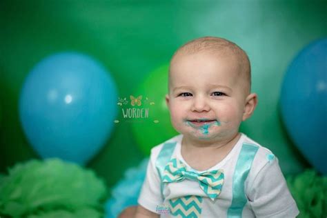 Green Grass | Vinyl backdrops, Photography backdrop, Photo backdrop