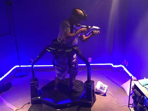 Fully immersive virtual reality takes game to another level | WTSP.com