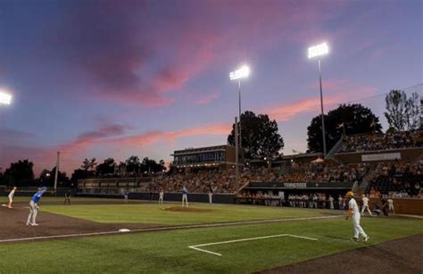 Lindsey Nelson Stadium Enhancing Left Field Seating Ahead of 2022 Season | Rocky Top Insider