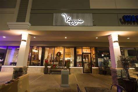 Indoor Dining at Viaggio Ristorante in Wayne - nj.com